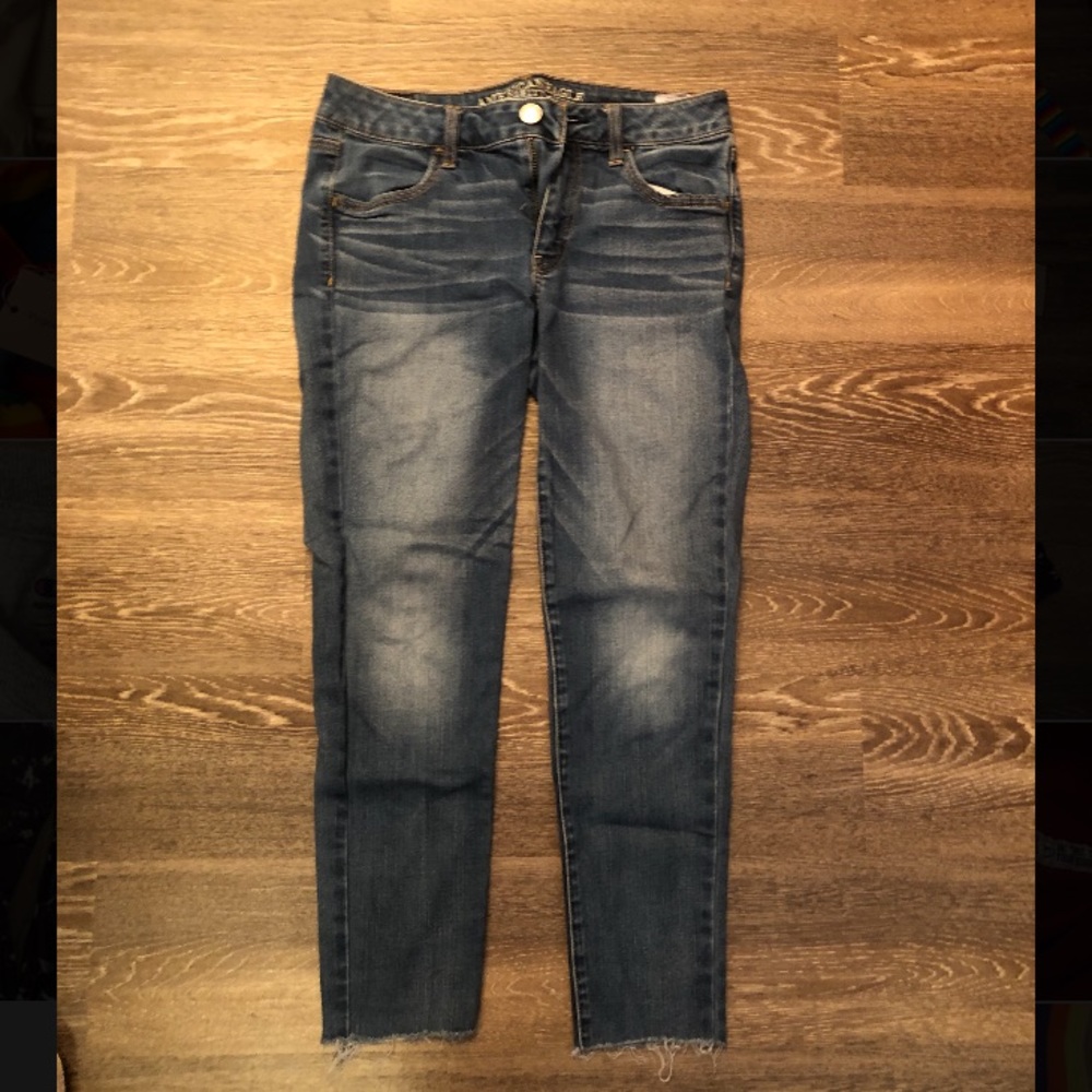comfy cropped ankle jeans